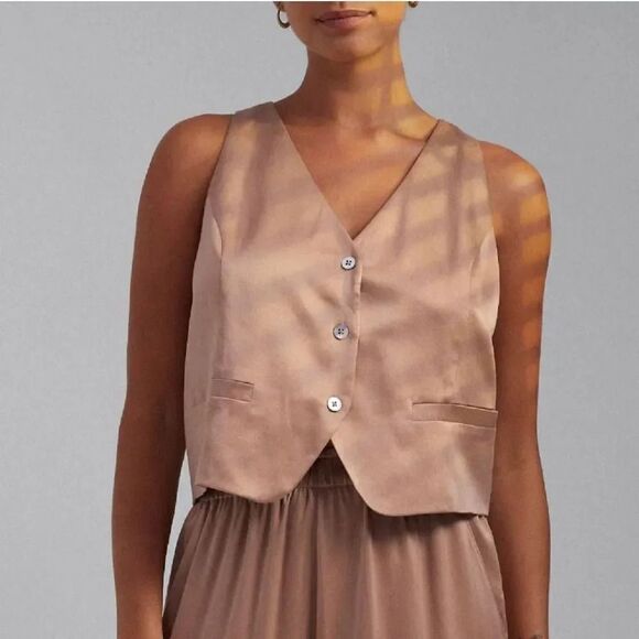 Lunya Washable Silk Button Front Vest L $178 - Picture 1 of 10